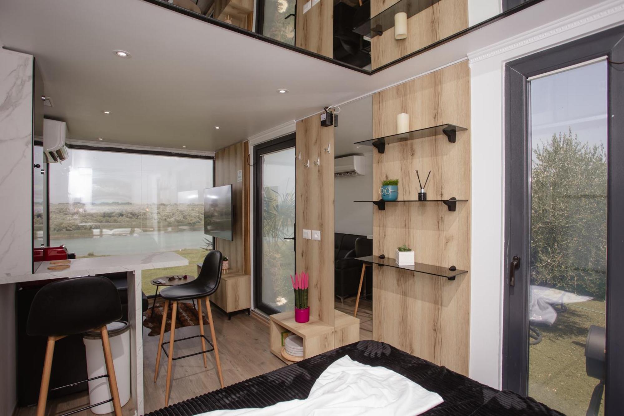 Villa 446 Tiny House Široka