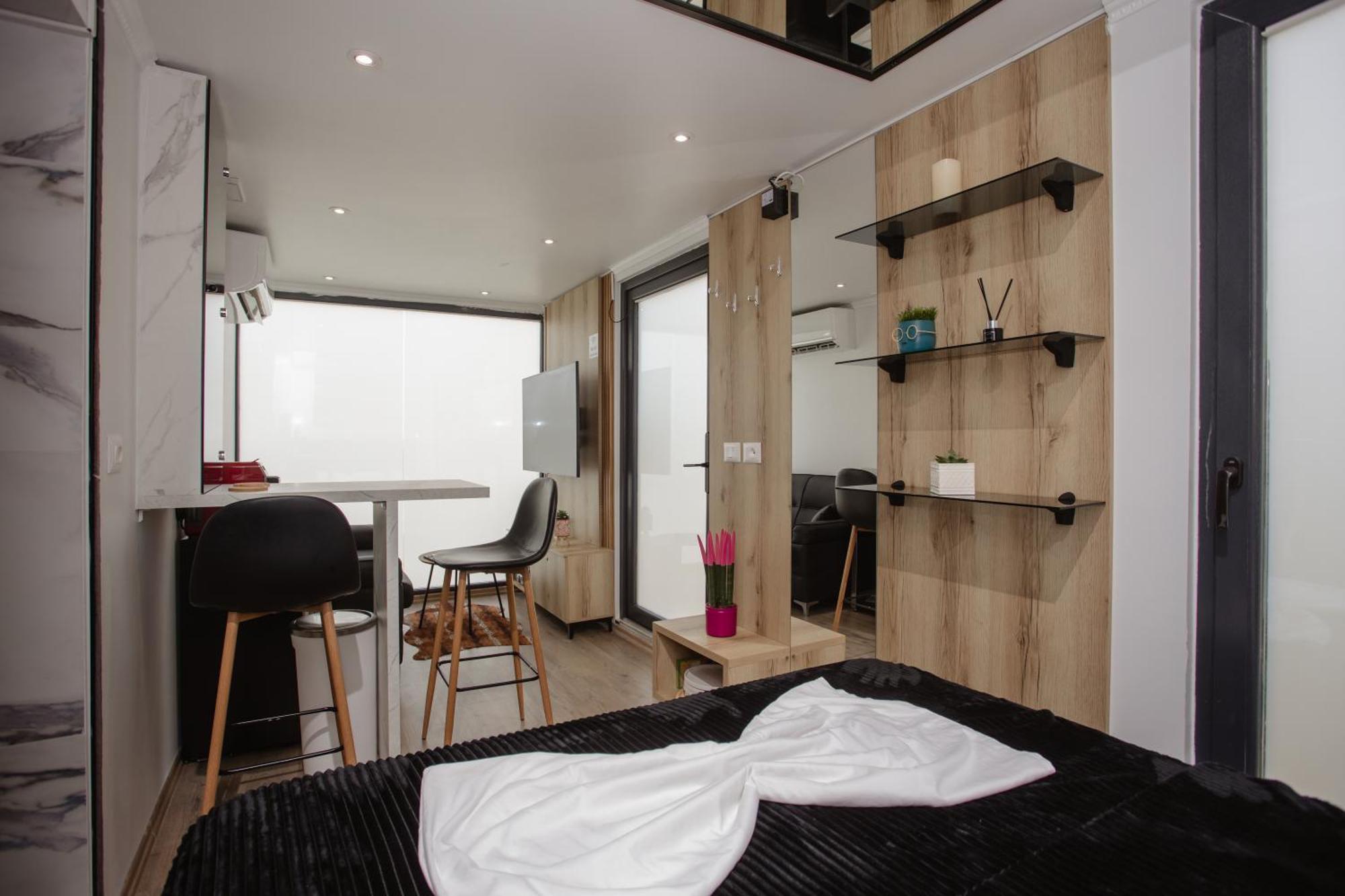 446 Tiny House * Široka